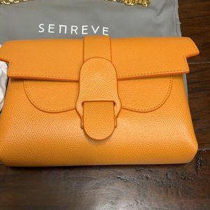 Senreve Aria crossbodywaistshoulder bag in Taingerine